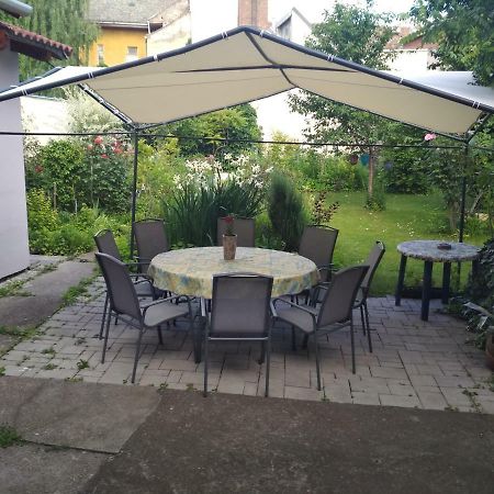 Apartman Lux Szegedin Exterior foto