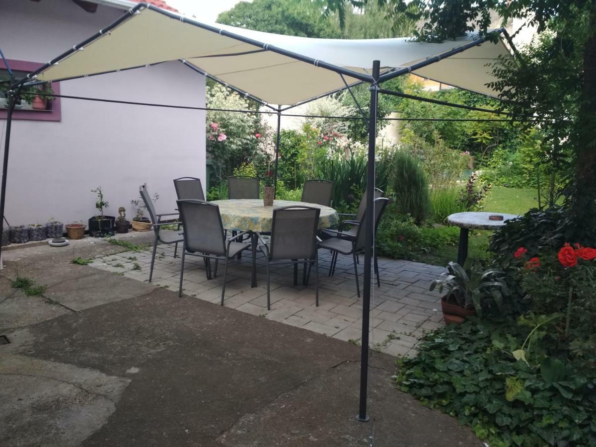 Apartman Lux Szegedin Exterior foto